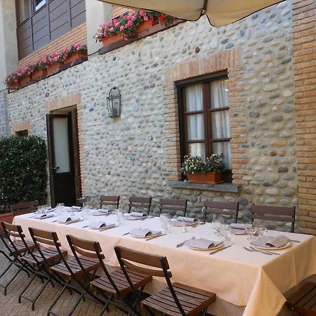 Farm stay Agriturismo Cassinazza Orsenigo